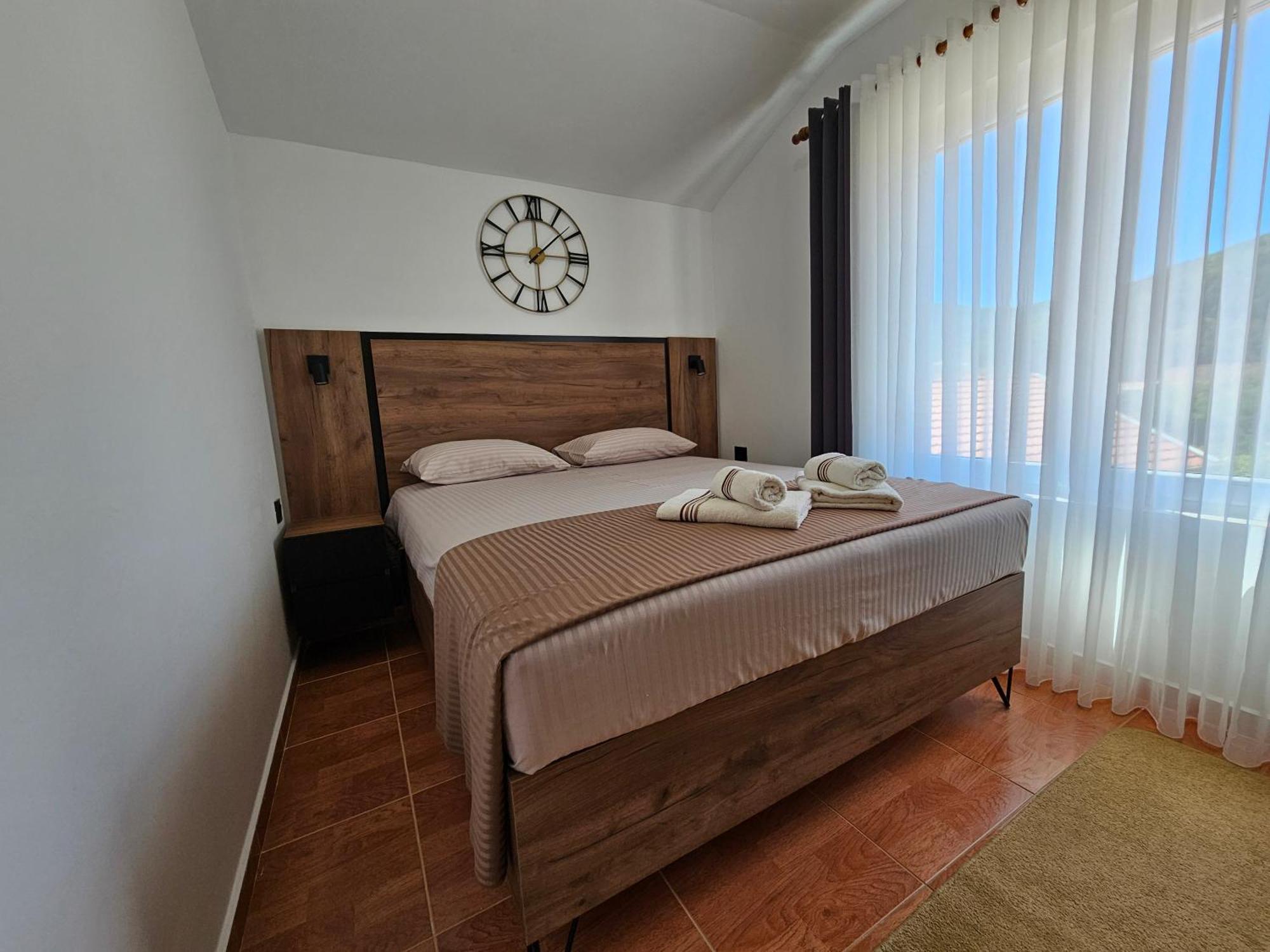 Dom M Apartments Budva Kültér fotó