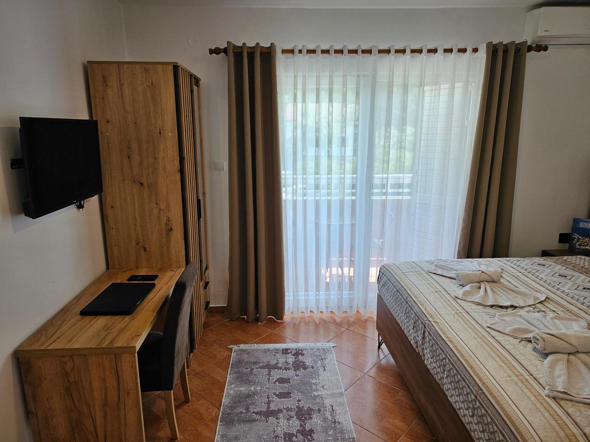 Dom M Apartments Budva Kültér fotó