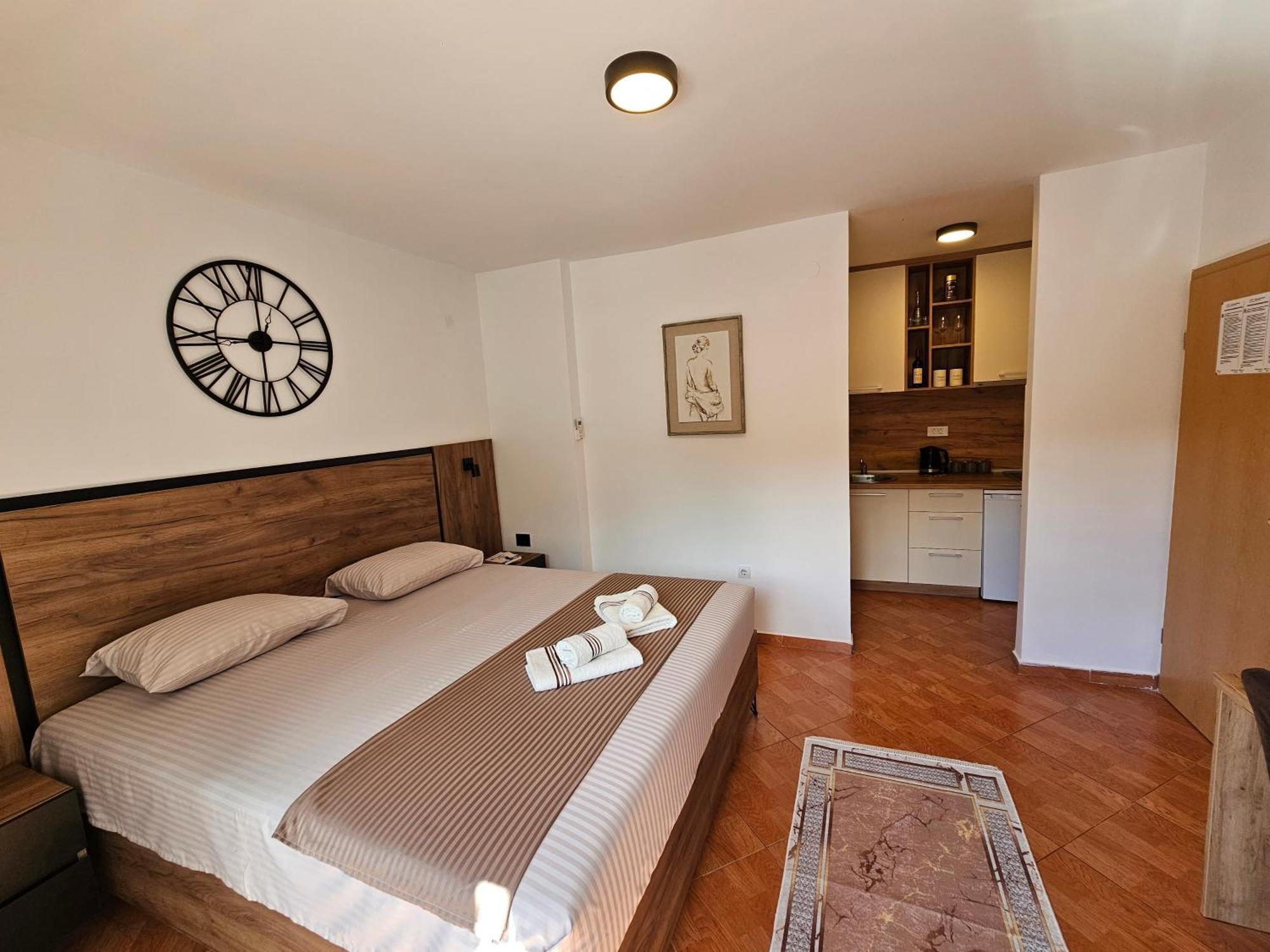 Dom M Apartments Budva Kültér fotó